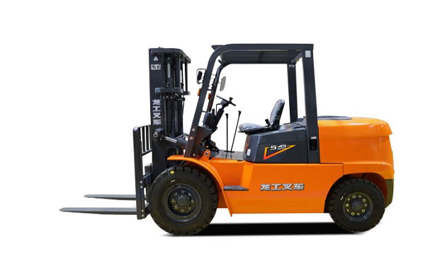 龙工白银叉车选购指南：如何选择适合您的型号？